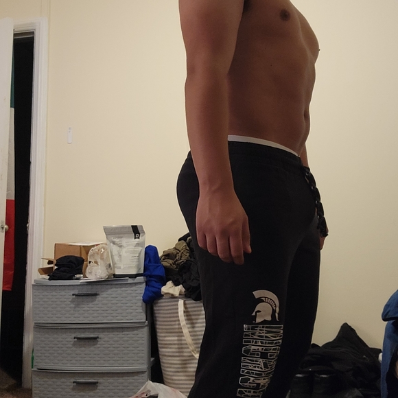 MSU Jogger Sweatpants - Picture 8 of 8